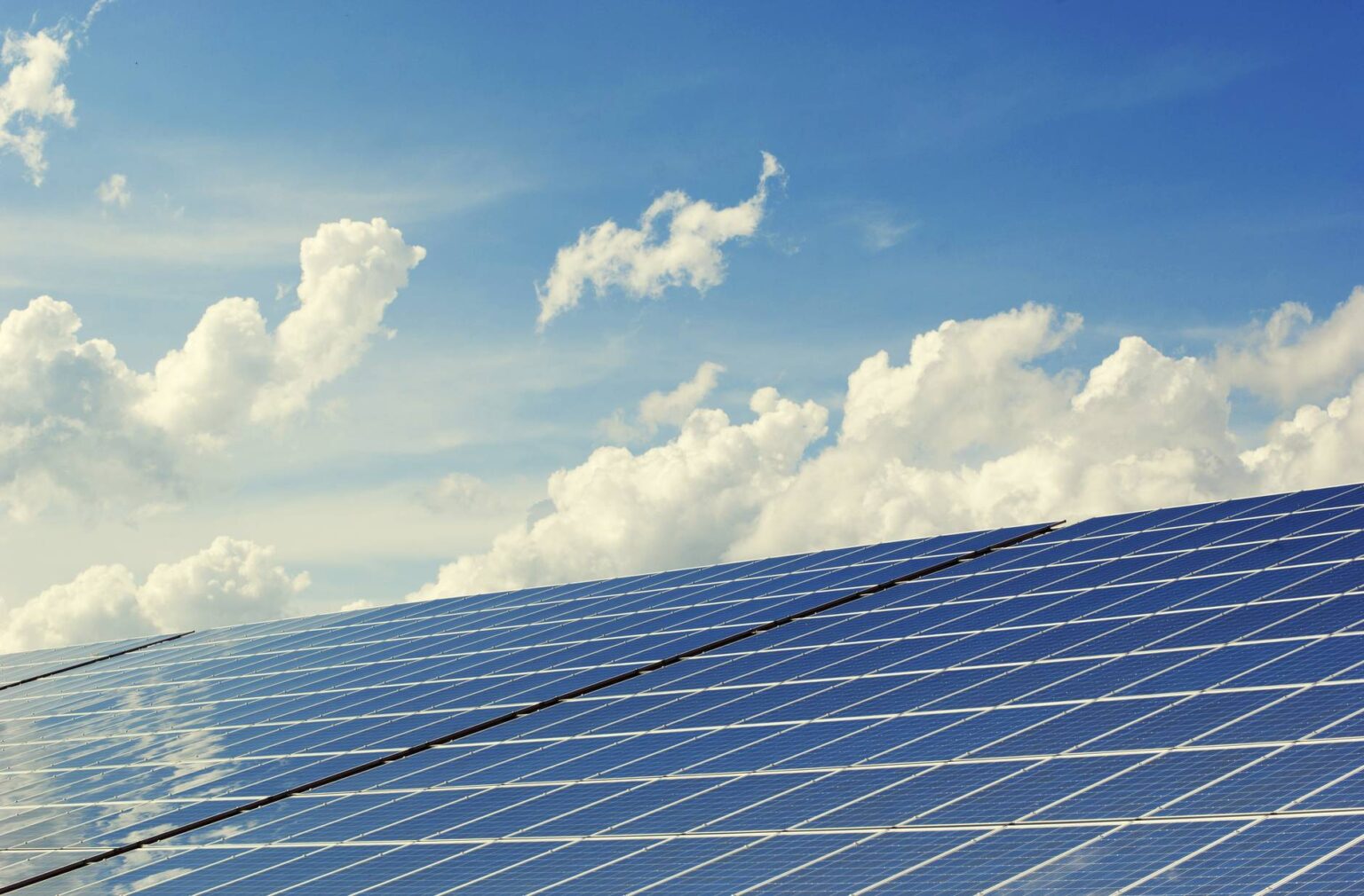 SECI Invites Bids For 700 MW Solar PV Project In Banaskantha, Gujarat ...